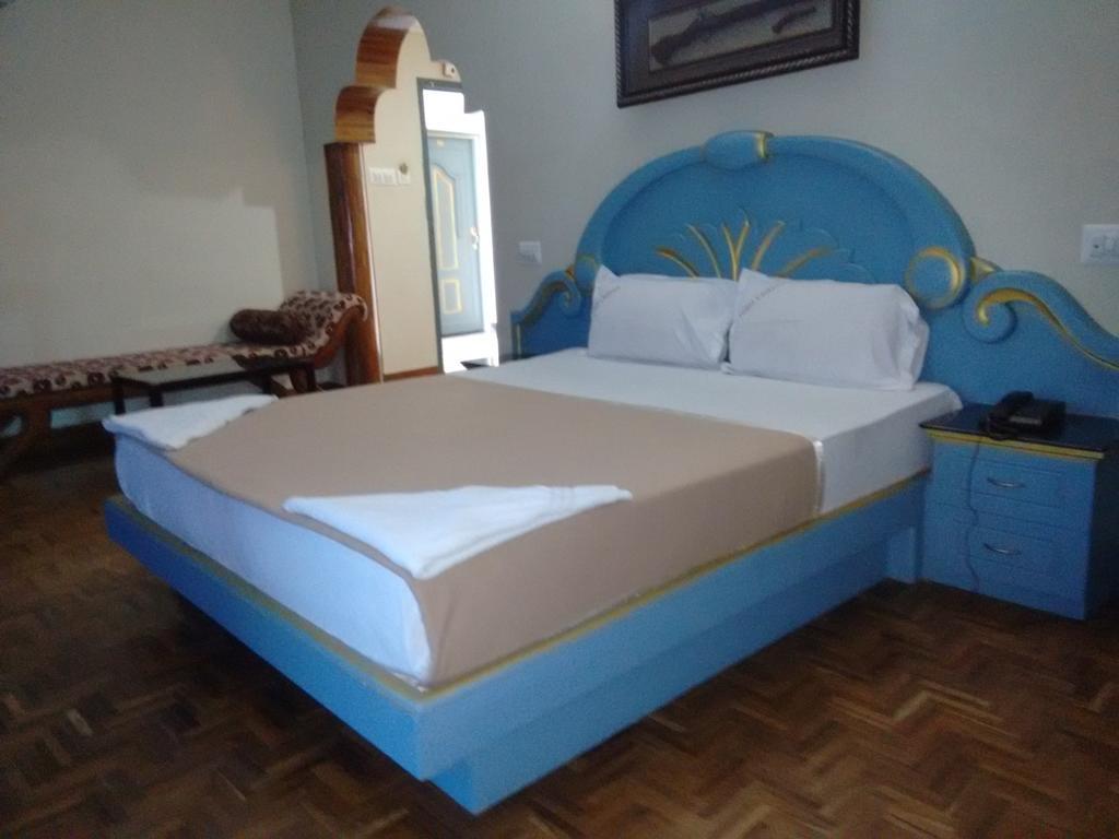 Hotel Chithra Kânyâkumârî Extérieur photo