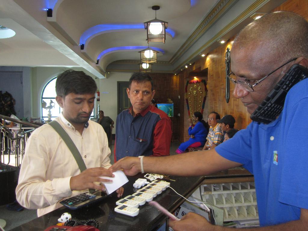 Hotel Chithra Kânyâkumârî Extérieur photo