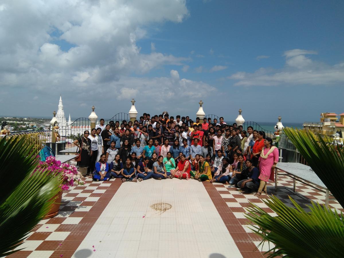 Hotel Chithra Kânyâkumârî Extérieur photo